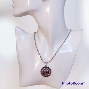 VTG PETER DAVID Minnesota Twins Ball Chain Spinner Pendant Necklace